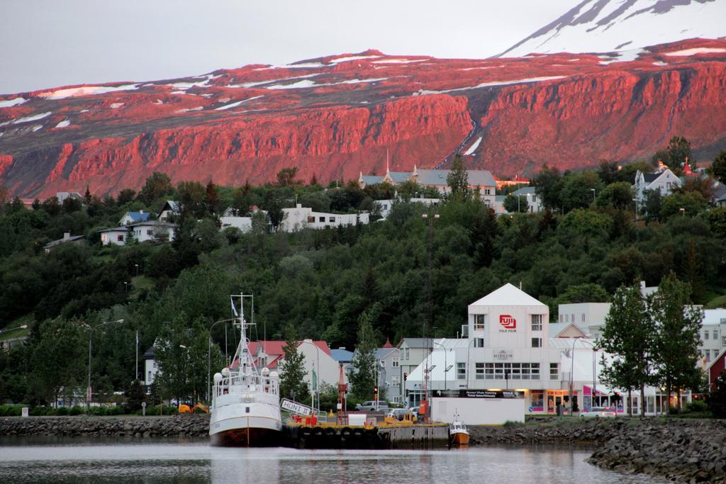 Acco Guesthouse Akureyri Ngoại thất bức ảnh