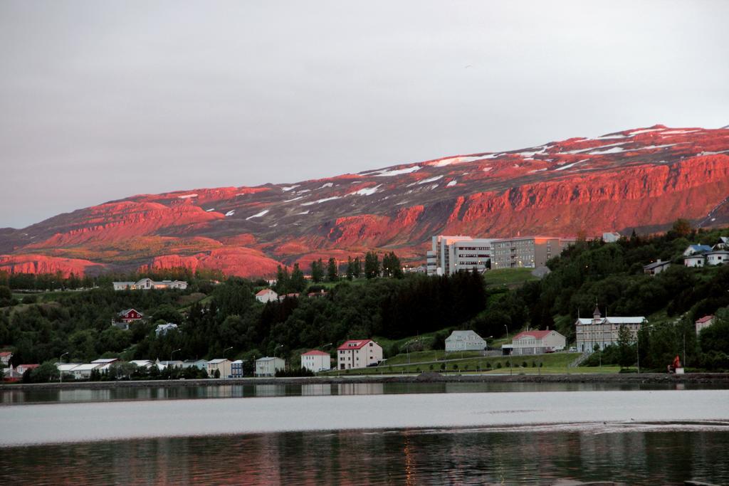 Acco Guesthouse Akureyri Ngoại thất bức ảnh